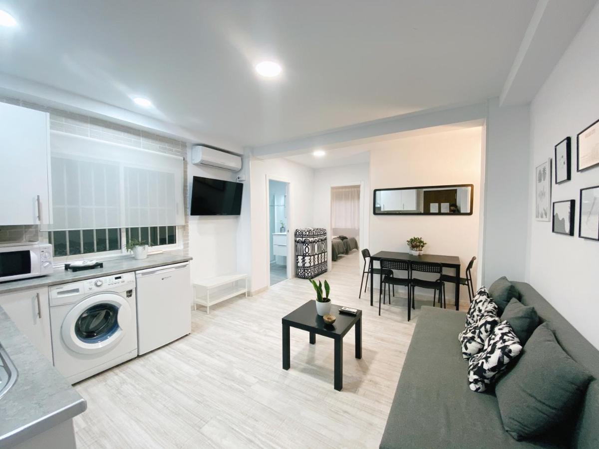 Gmc Turistics - Great Apartment For Groups & Families Malaga Luaran gambar