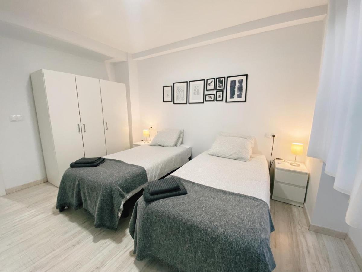 Gmc Turistics - Great Apartment For Groups & Families Malaga Luaran gambar